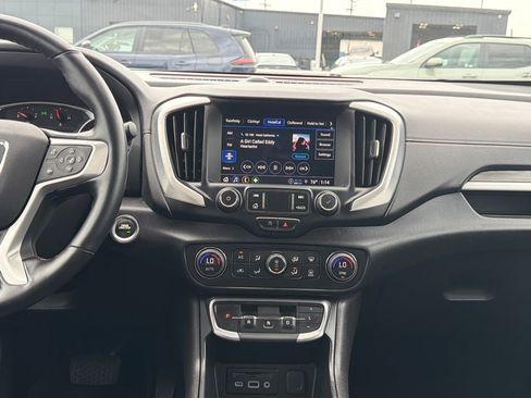 Certified 2024 GMC Terrain SLT AWD/4WD image 21