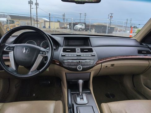 Used 2011 Honda Accord EX-L image 13