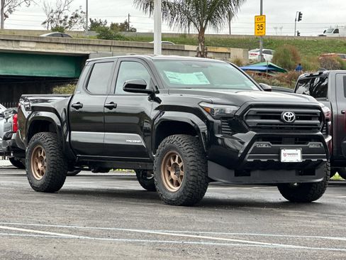 New 2025 Toyota Tacoma SR5 image 8