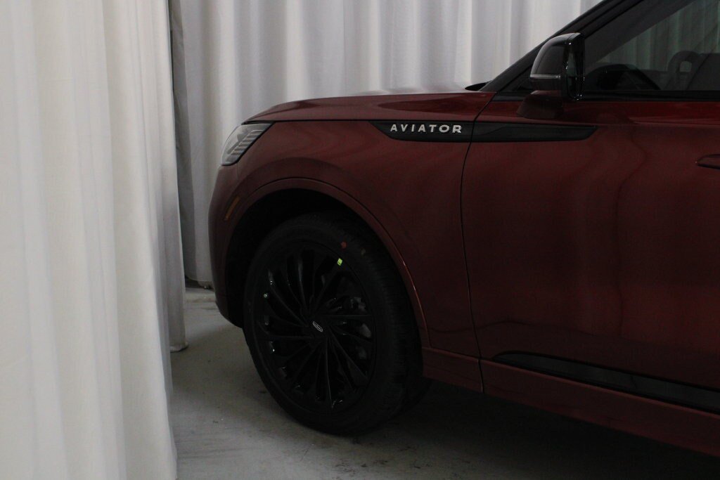 New 2027 Lincoln Aviator Reserve AWD/4WD image 29