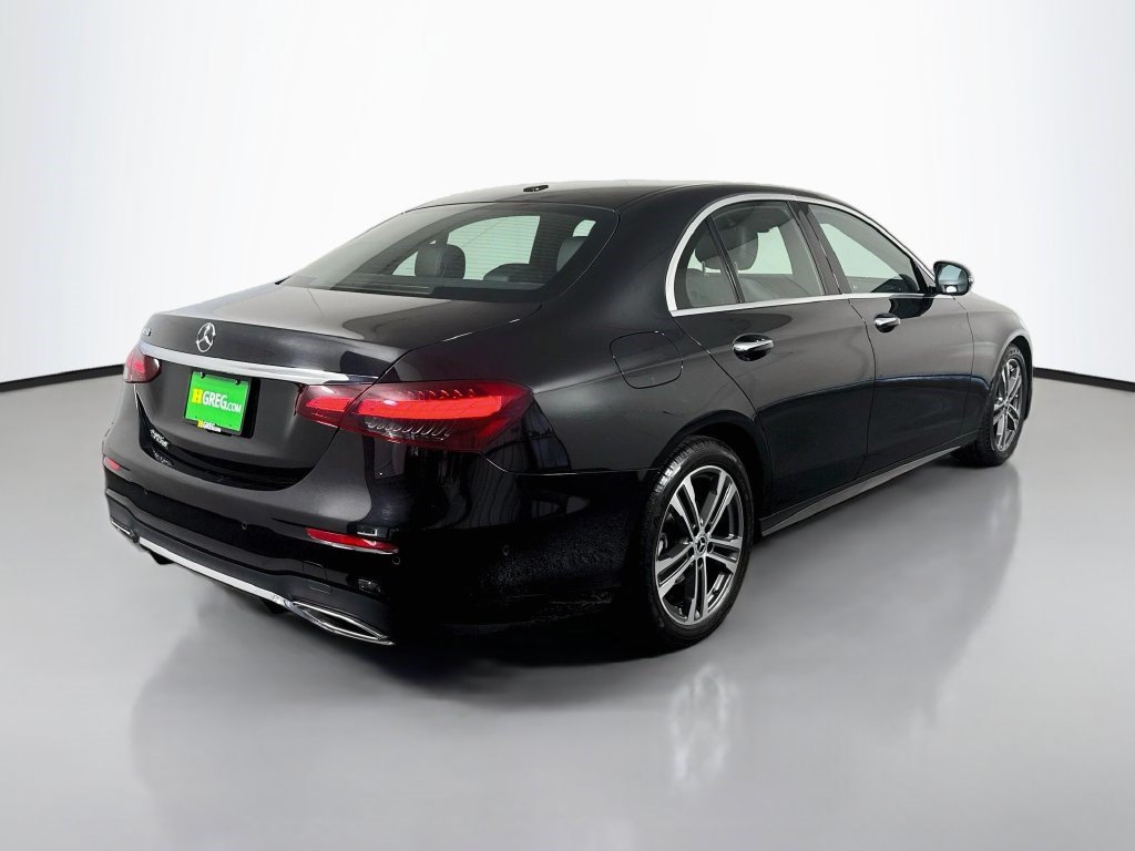 Used 2022 Mercedes-Benz E 350 Sedan w/ Driver Assistance Package image 10