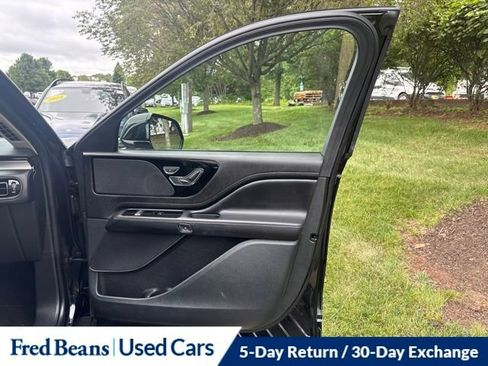 Certified 2024 Lincoln Aviator AWD w/ Premium Package image 21