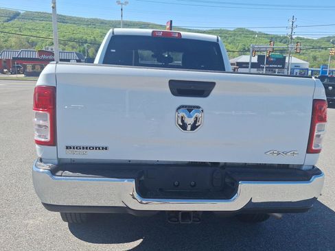 Used 2024 RAM 2500 Big Horn AWD/4WD image 5