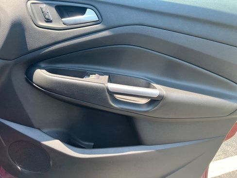 Used 2013 Ford Escape SEL AWD/4WD image 32