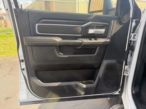 Used 2025 RAM 2500 Big Horn image 13