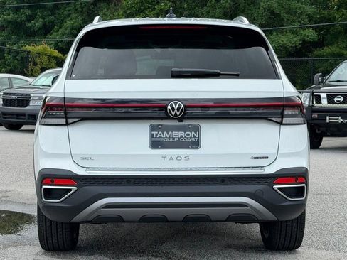 New 2026 Volkswagen Taos SEL AWD/4WD image 3