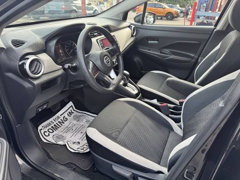 Used 2020 Nissan Versa SV FWD image 16