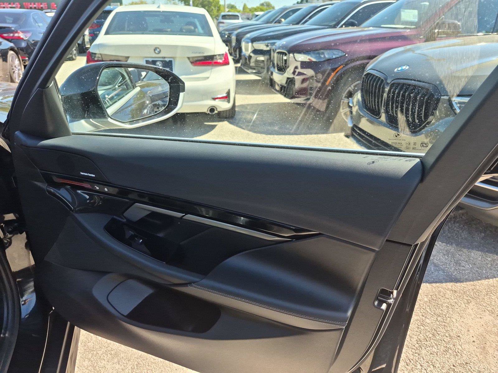Used 2026 BMW 530i RWD image 33