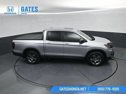 Certified 2025 Honda Ridgeline TrailSport image 47