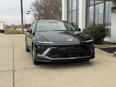 New 2026 Hyundai Sonata SE FWD image 14