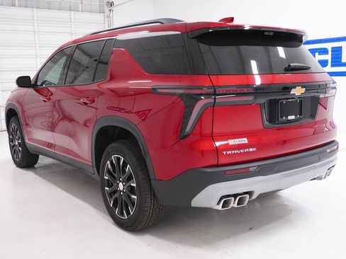 New 2026 Chevrolet Traverse LT w/ Sun and Wheel Package image 9