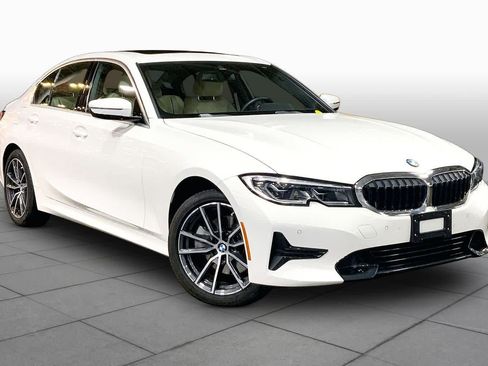 Used 2022 BMW 330i xDrive Sedan w/ Premium Package AWD/4WD image 3