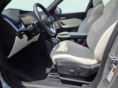 New 2026 BMW X1 xDrive28i w/ Technology Package AWD/4WD image 10