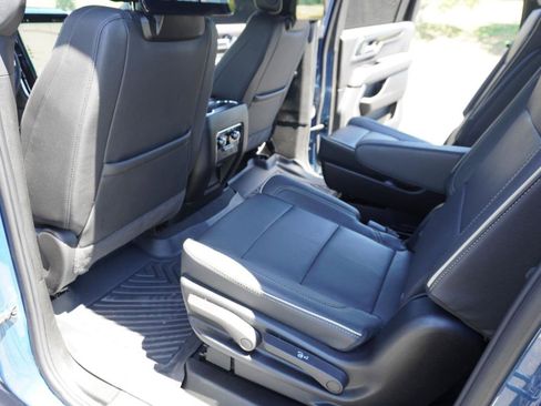 Used 2026 GMC Yukon XL Elevation w/ Elevation Premium Package AWD/4WD image 35