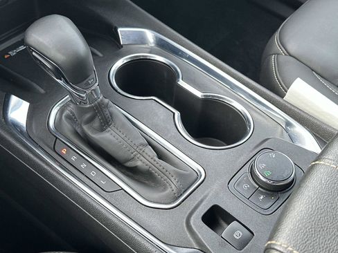 Certified 2023 Chevrolet Traverse LT image 31