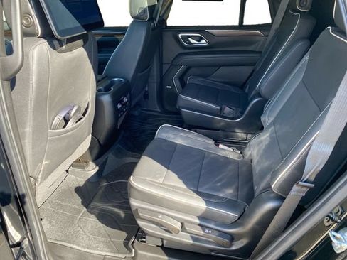 Used 2023 Chevrolet Tahoe Premier w/ Advanced Technology Package AWD/4WD image 16
