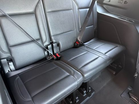 Used 2024 Chevrolet Tahoe LT AWD/4WD image 17
