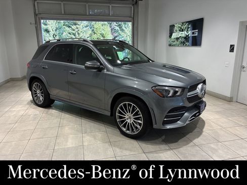 Used 2020 Mercedes-Benz GLE 450 4MATIC image 1