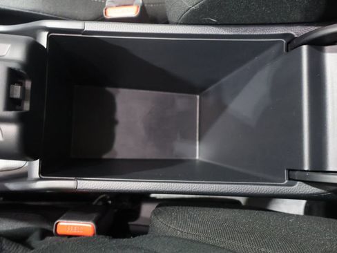 Used 2024 Honda HR-V LX image 31