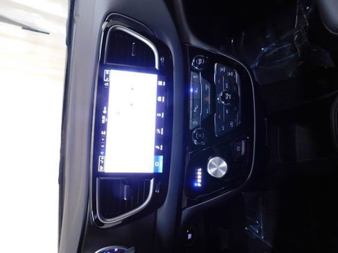 New 2026 Chrysler Voyager LX image 29