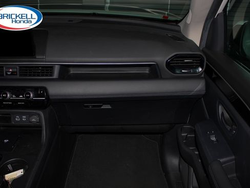 Used 2025 Honda Pilot EX-L image 19