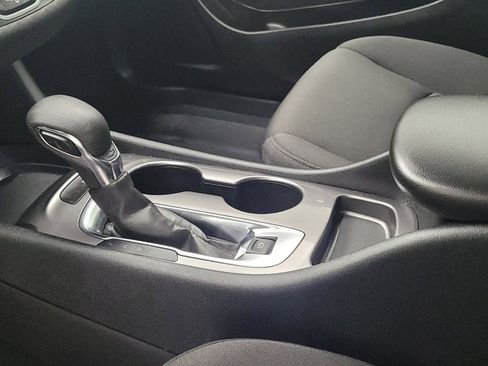 Used 2025 Chevrolet Malibu LS FWD image 26