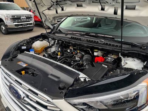 Certified 2022 Ford Edge Titanium image 37