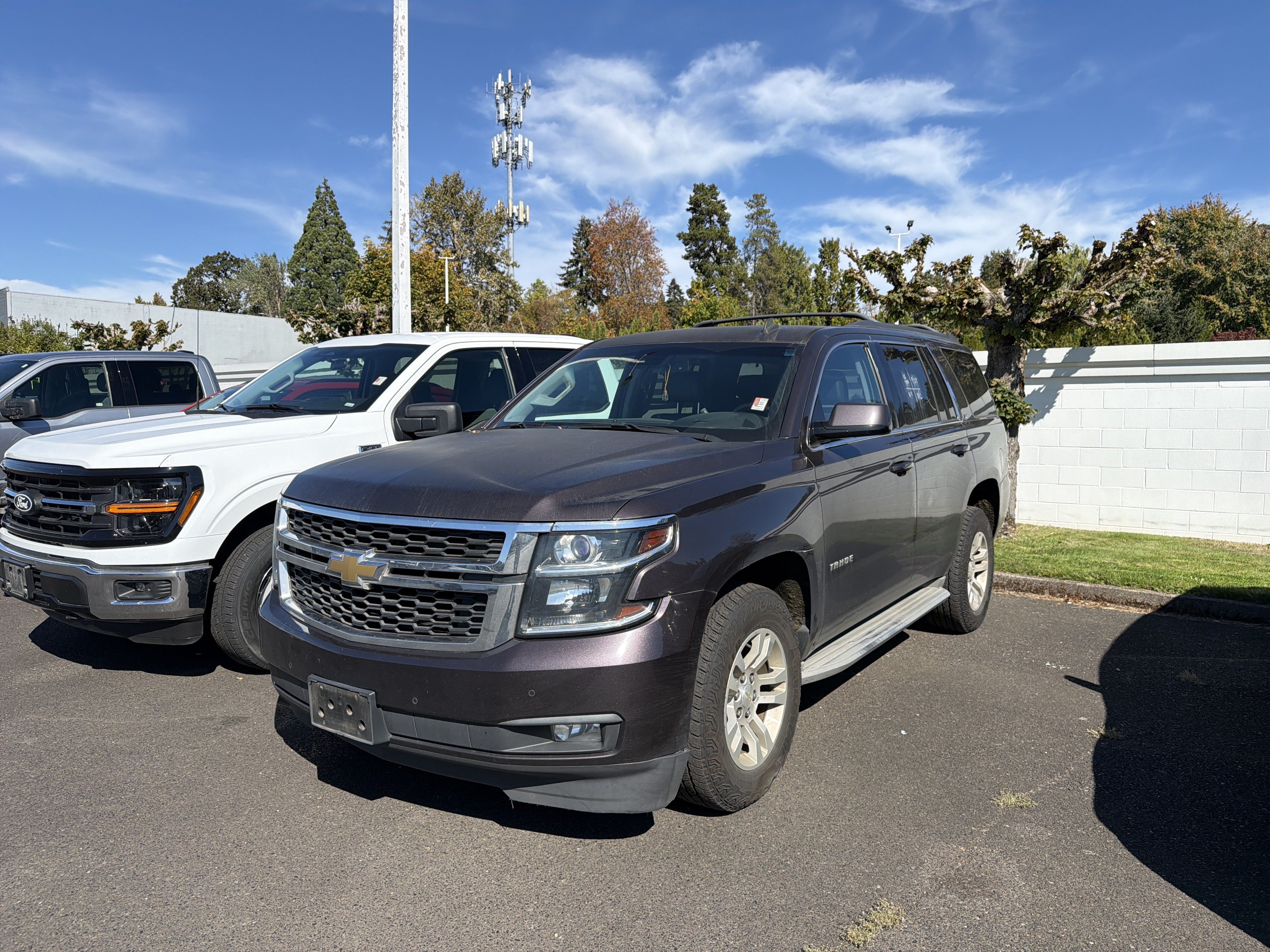 Used 2015 Chevrolet Tahoe LT w/ Luxury Package AWD/4WD image 1