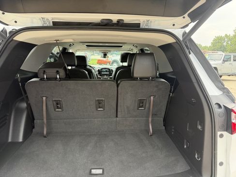 Used 2019 Chevrolet Traverse Premier w/ LPO, Floor Liner Package AWD/4WD image 15
