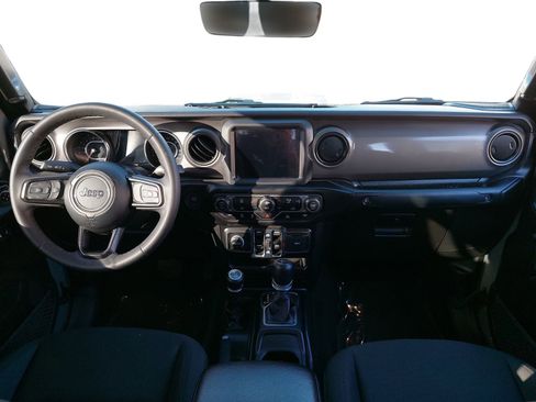 Used 2023 Jeep Gladiator Sport AWD/4WD image 9