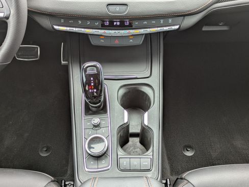 Used 2023 Cadillac XT4 Sport w/ LPO, Onyx Lite Package FWD image 19