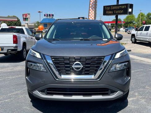 Used 2022 Nissan Rogue SV FWD image 3