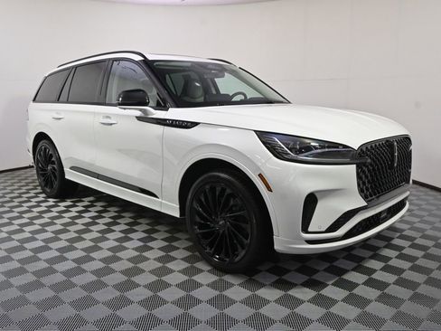 New 2026 Lincoln Aviator Reserve AWD/4WD image 8
