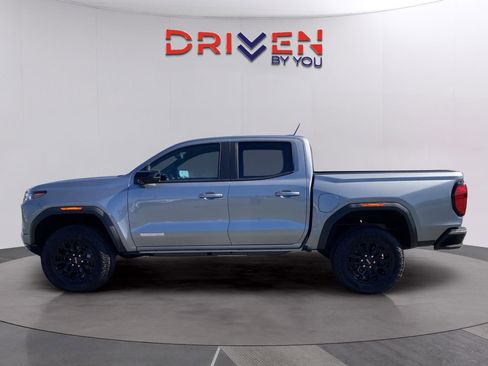 New 2026 GMC Canyon Elevation w/ Convenience Package image 2