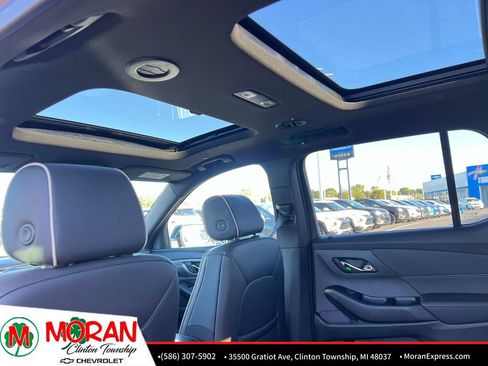 Certified 2023 Chevrolet Traverse Premier w/ LPO, Floor Liner Package image 16