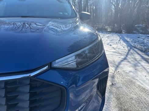 Used 2023 Ford Escape Active image 3