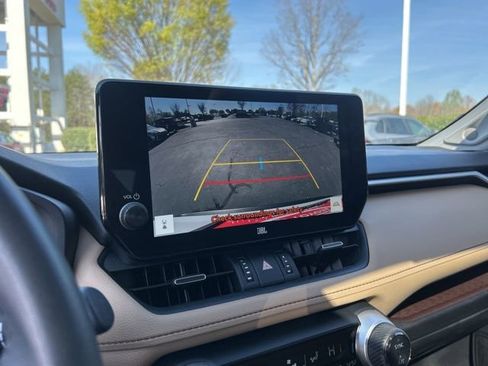 Used 2024 Toyota RAV4 Limited image 25