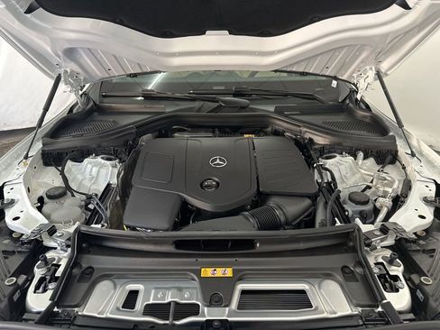 New 2026 Mercedes-Benz GLC 300 4MATIC image 32