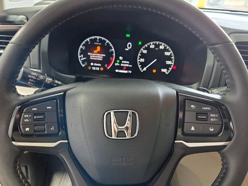 Used 2025 Honda Odyssey Touring image 28