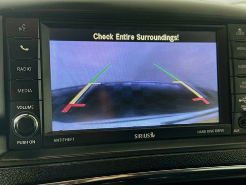 Used 2019 Dodge Grand Caravan SE w/ UConnect Hands-Free Group image 19