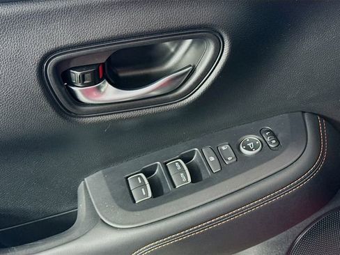 Used 2025 Honda HR-V Sport image 20