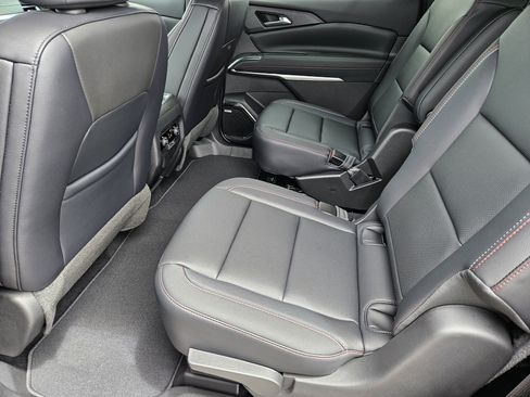New 2026 Chevrolet Traverse Z71 w/ Enhanced Driving Package AWD/4WD image 20