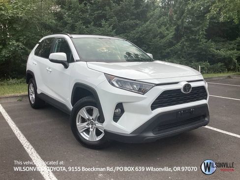 Used 2021 Toyota RAV4 XLE w/ Convenience Package AWD/4WD image 1