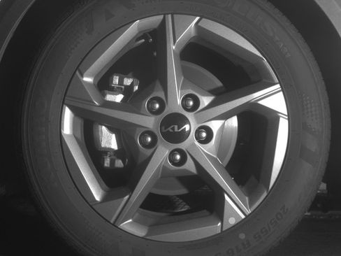 Used 2025 Kia K4 FWD image 12
