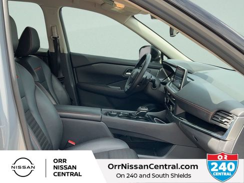 Used 2025 Nissan Rogue SV w/ Rock Creek Premium Package AWD/4WD image 11