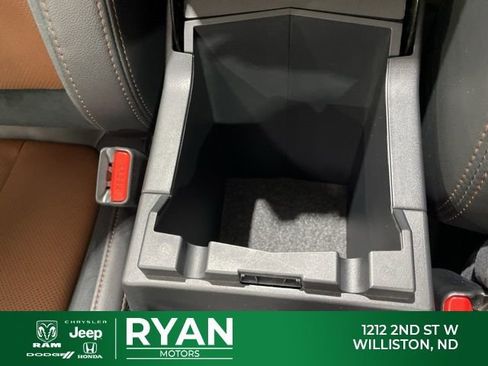 Used 2025 Subaru Forester Touring w/ Popular Package - Touring image 26