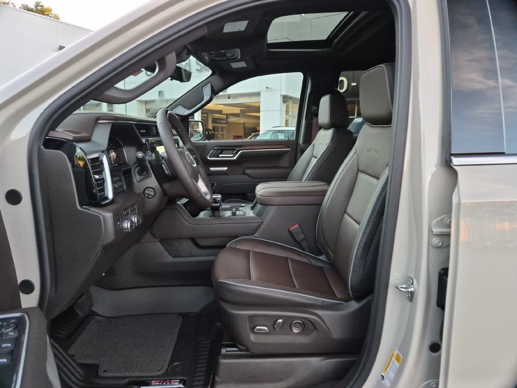 New 2026 GMC Sierra 1500 Denali AWD/4WD image 18