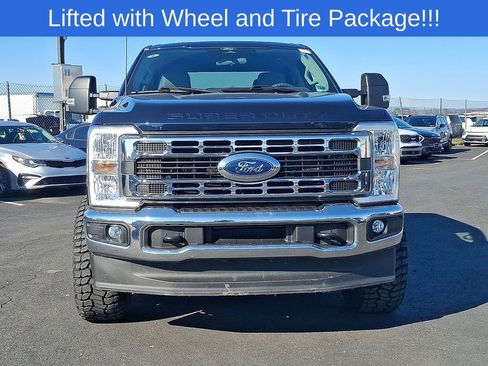 Used 2024 Ford F250 XLT AWD/4WD image 2