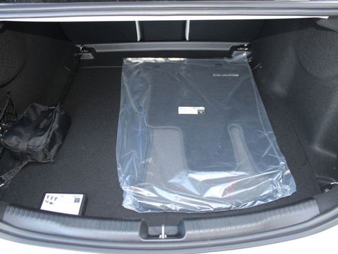 Used 2026 Mercedes-Benz C 300 4MATIC Sedan image 32