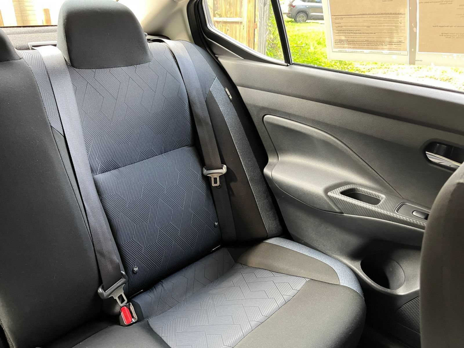 Used 2025 Nissan Versa SV FWD image 38